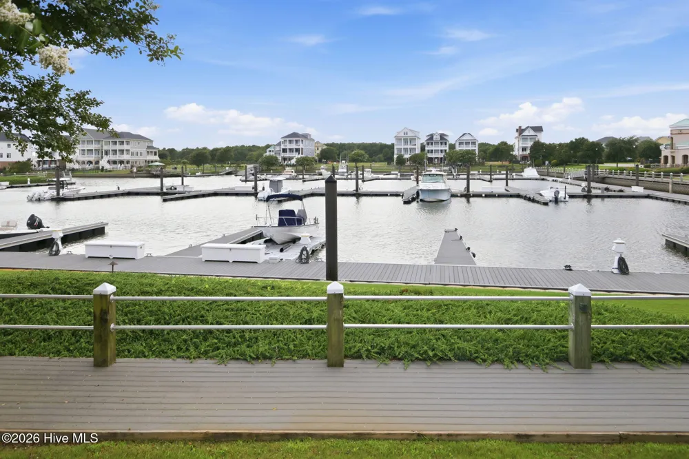 206 Back Street Newport, NC 28570
