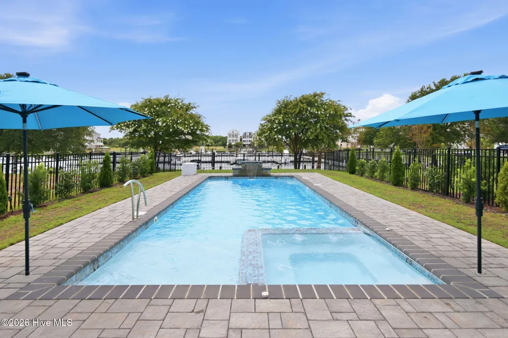 206 Back Street Newport, NC 28570