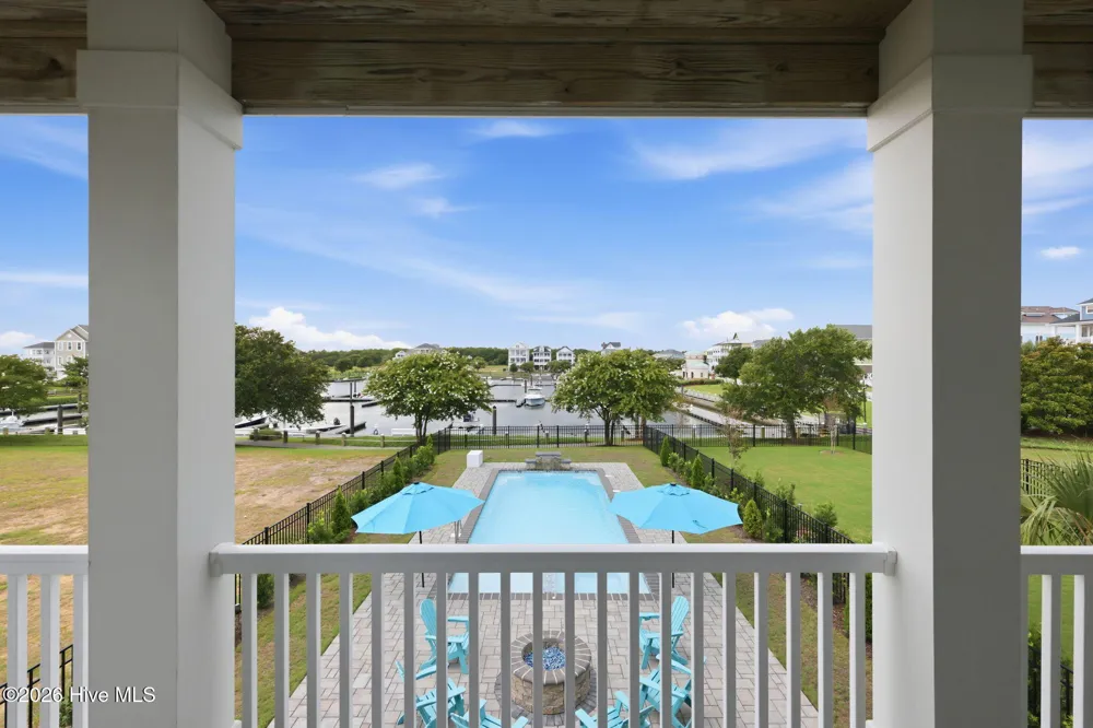206 Back Street Newport, NC 28570