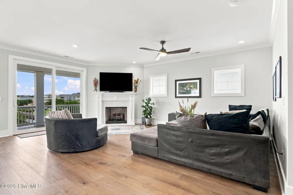 206 Back Street Newport, NC 28570