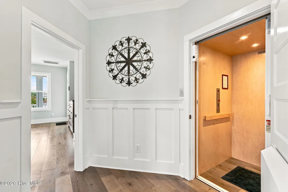 206 Back Street Newport, NC 28570
