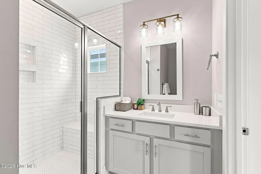206 Back Street Newport, NC 28570