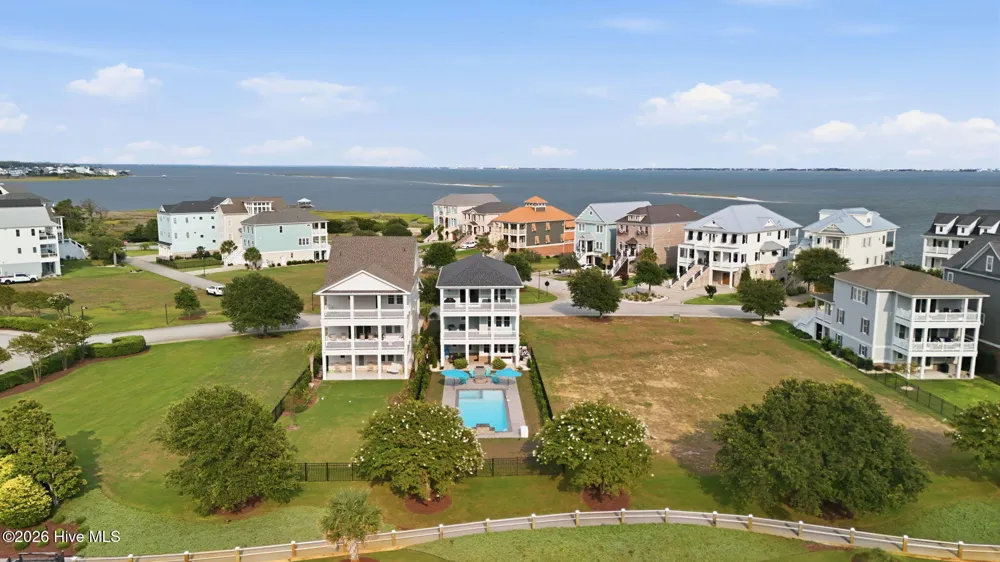 206 Back Street Newport, NC 28570