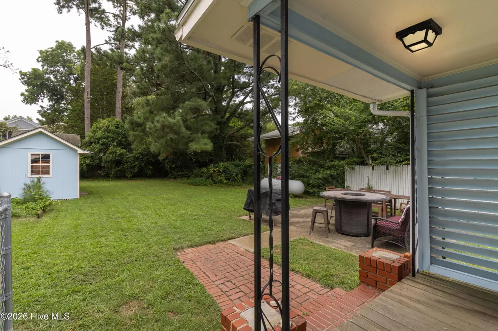 213 W Church Street Edenton, NC 27932