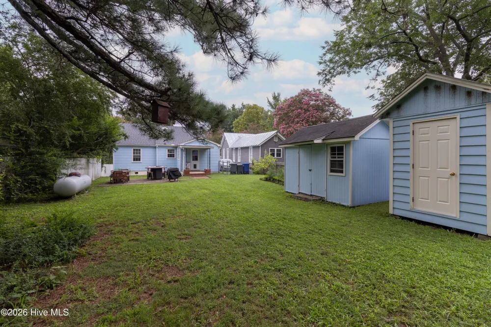 213 W Church Street Edenton, NC 27932