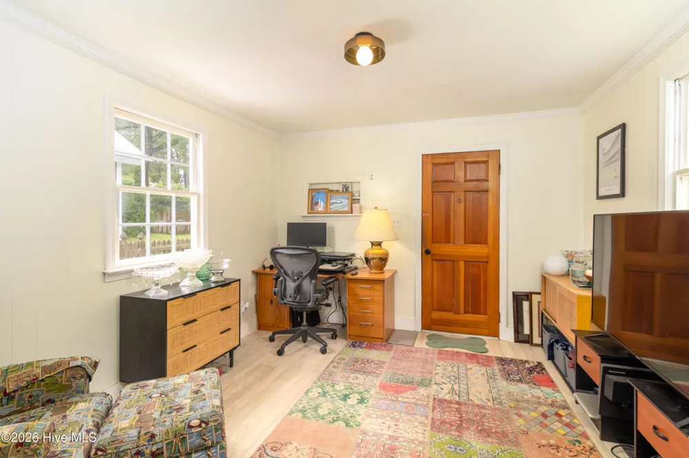 213 W Church Street Edenton, NC 27932