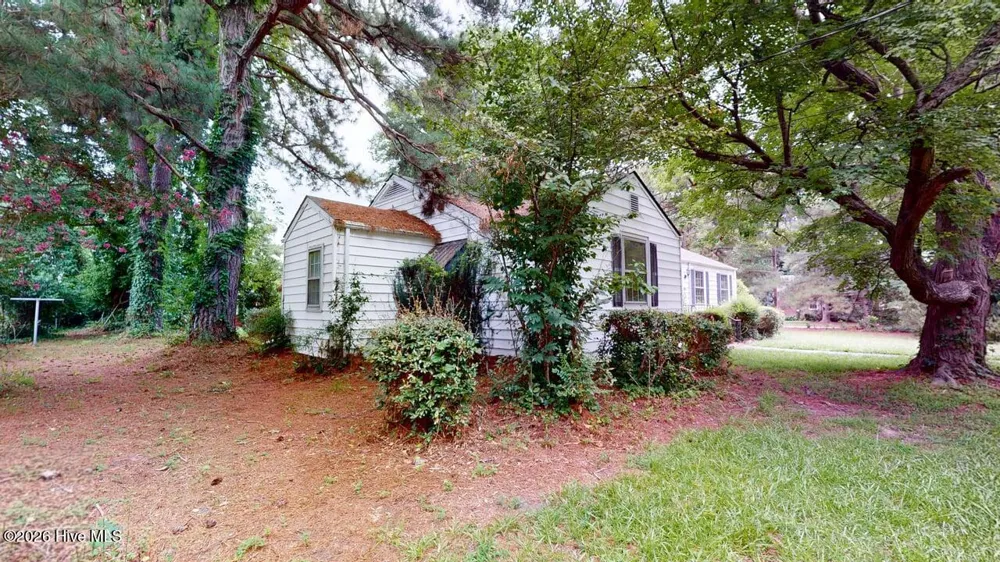 808 W South Street W Ahoskie, NC 27910
