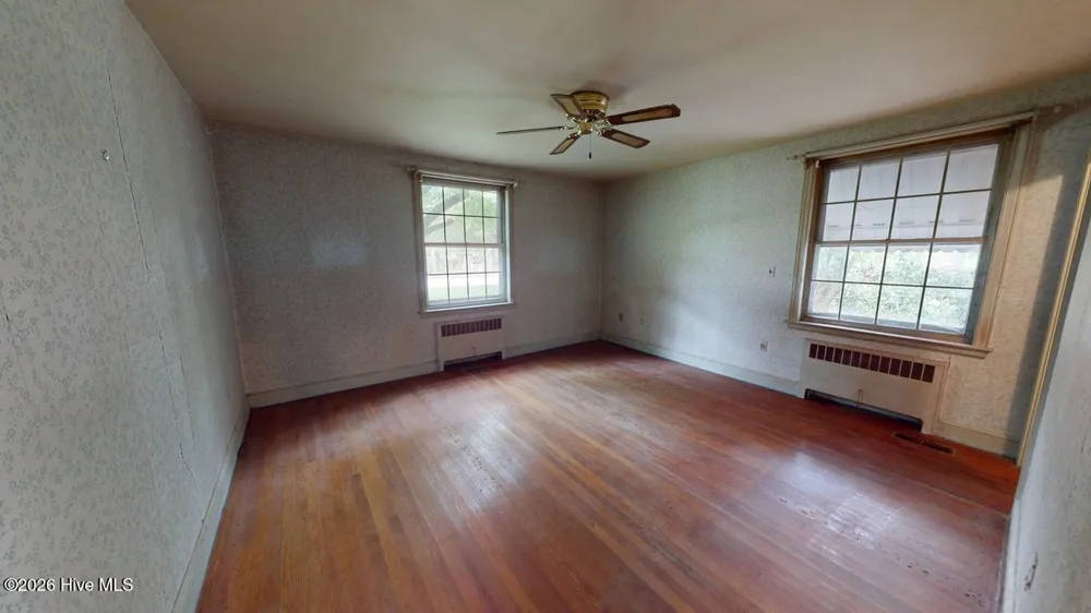 808 W South Street W Ahoskie, NC 27910