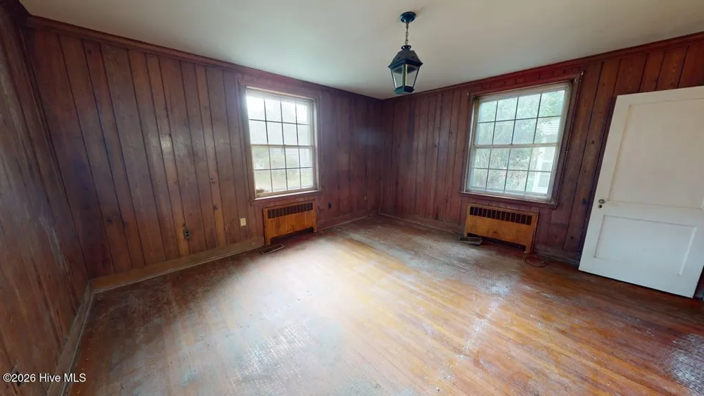 808 W South Street W Ahoskie, NC 27910