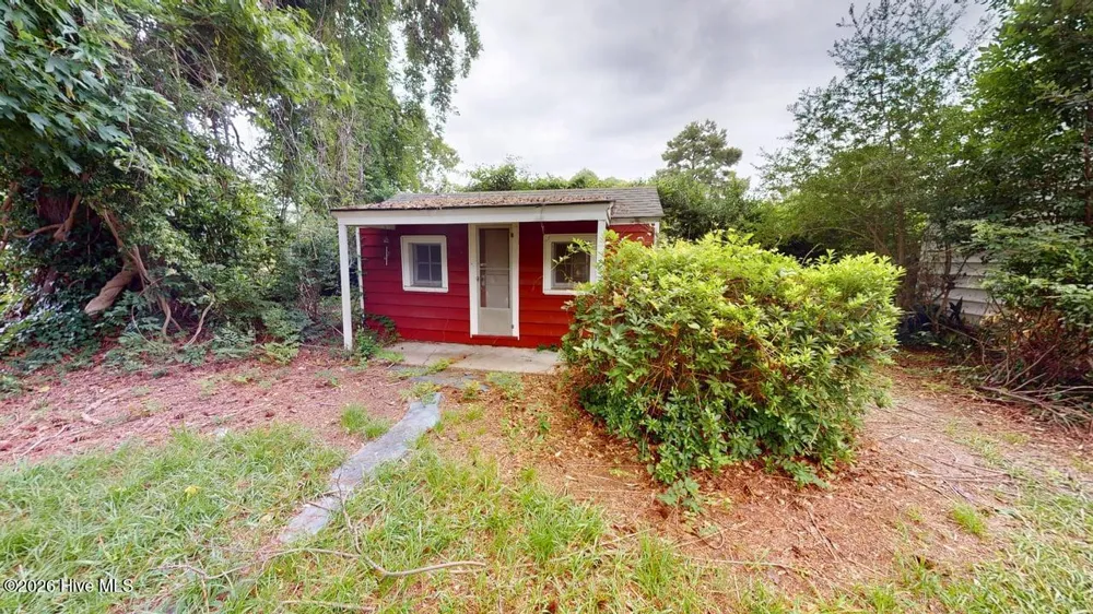 808 W South Street W Ahoskie, NC 27910