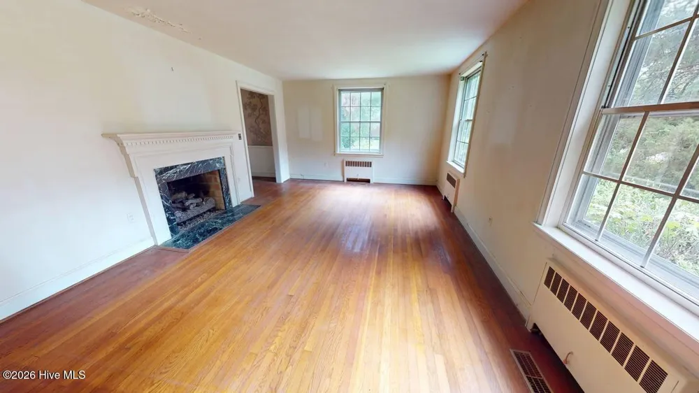 808 W South Street W Ahoskie, NC 27910