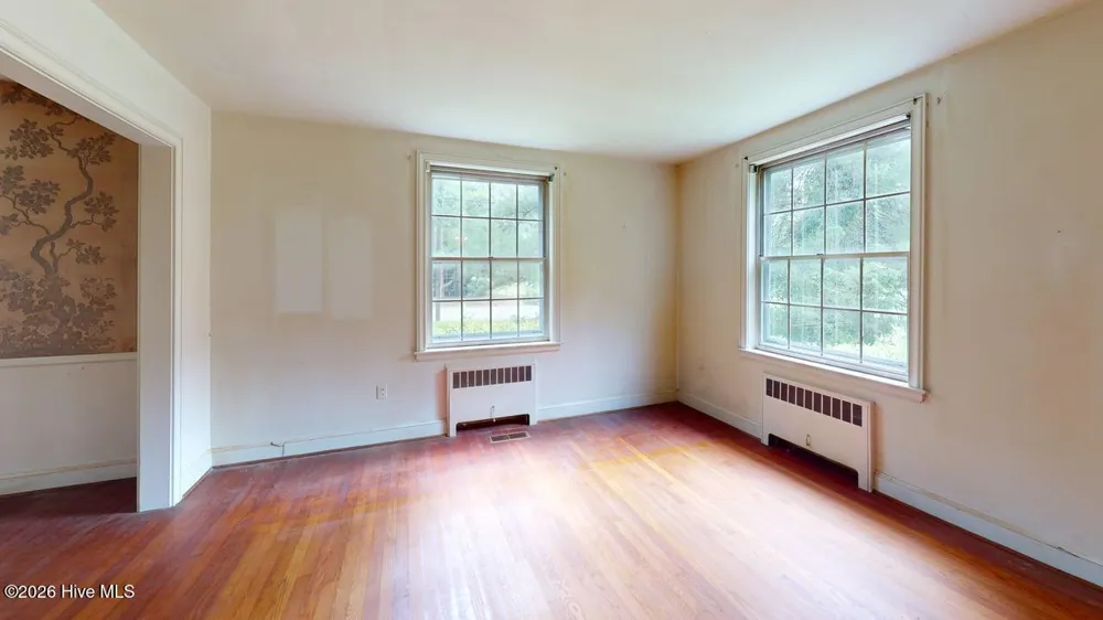 808 W South Street W Ahoskie, NC 27910