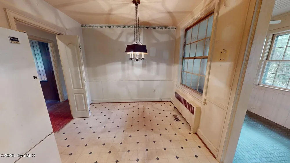 808 W South Street W Ahoskie, NC 27910