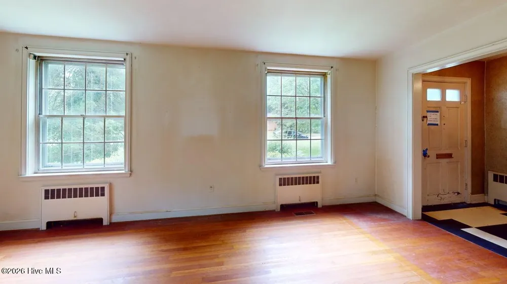 808 W South Street W Ahoskie, NC 27910