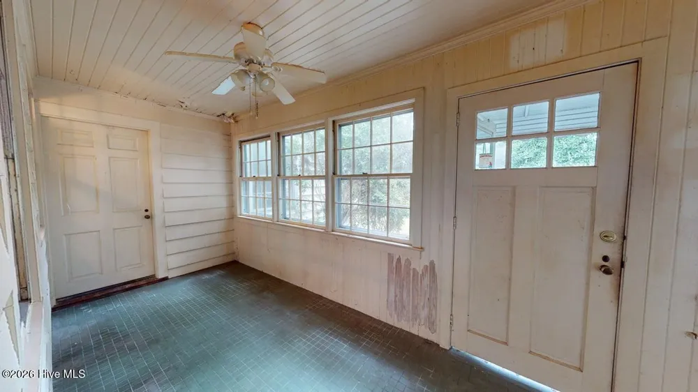 808 W South Street W Ahoskie, NC 27910