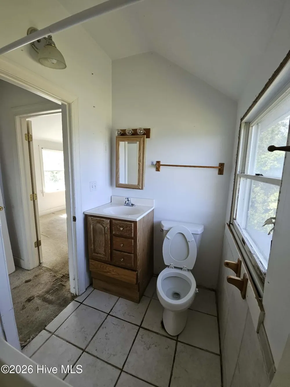 330 Narrow Shore Road Aydlett, NC 27916
