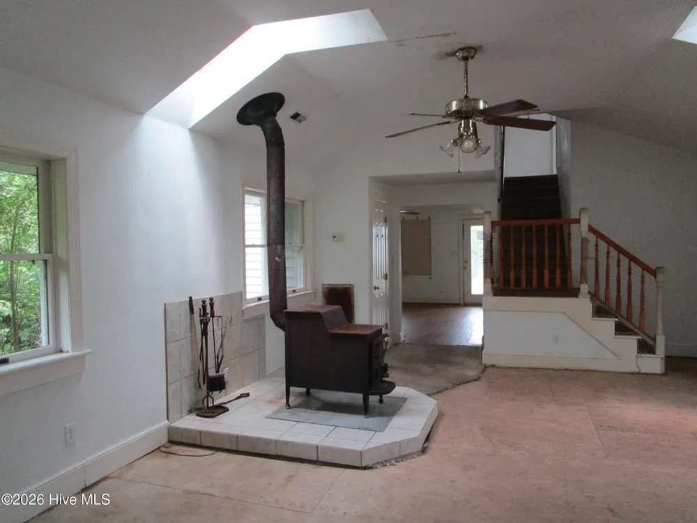 330 Narrow Shore Road Aydlett, NC 27916
