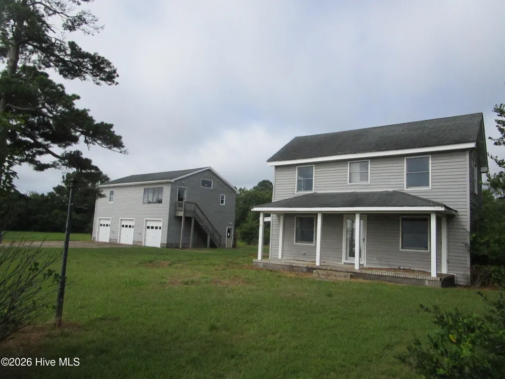 330 Narrow Shore Road Aydlett, NC 27916