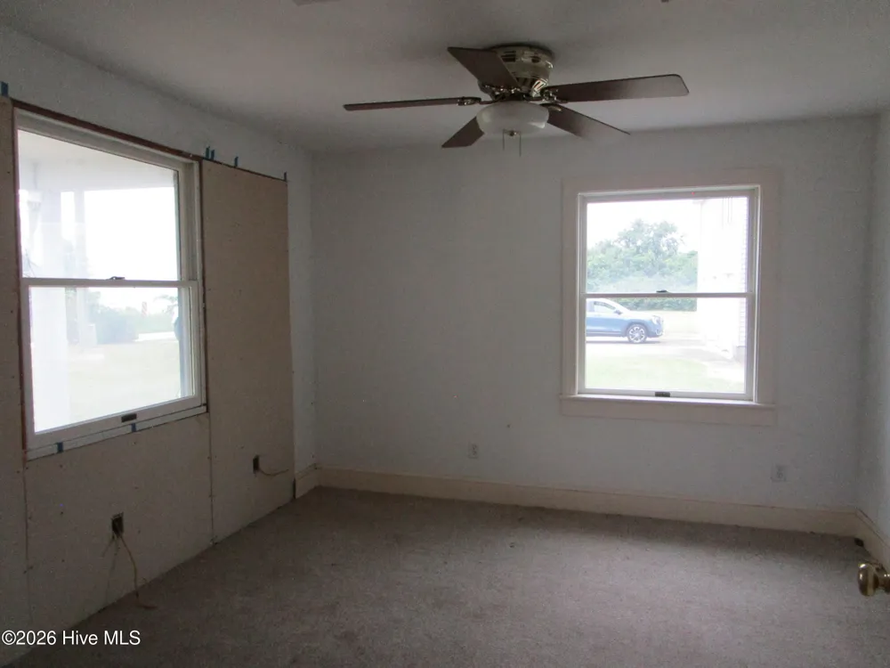 330 Narrow Shore Road Aydlett, NC 27916