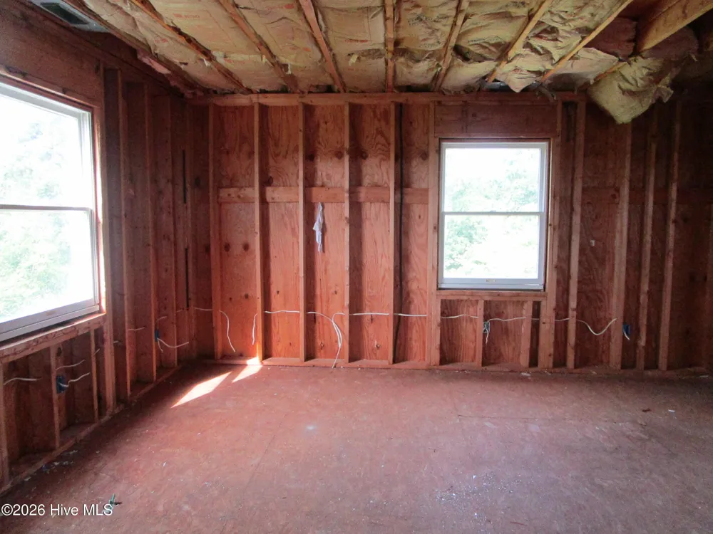 330 Narrow Shore Road Aydlett, NC 27916