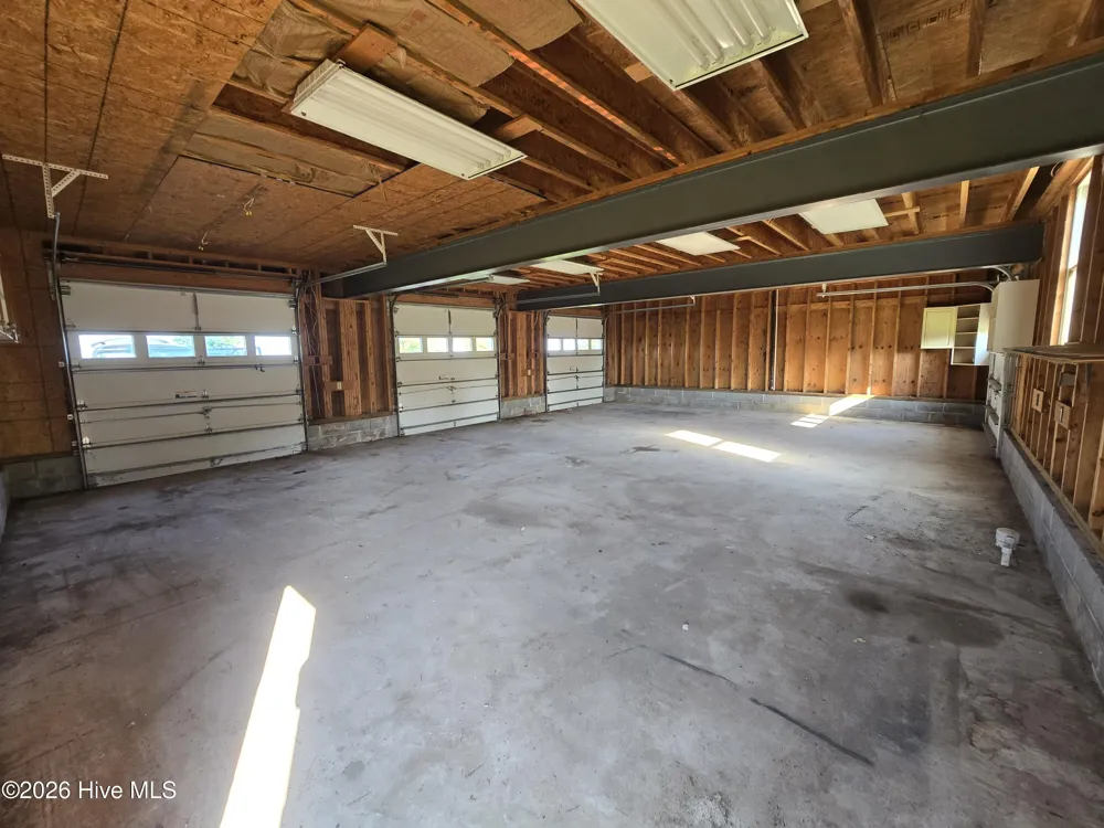 330 Narrow Shore Road Aydlett, NC 27916