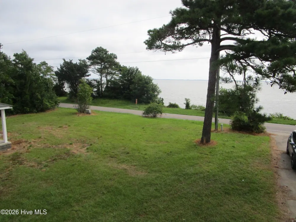 330 Narrow Shore Road Aydlett, NC 27916