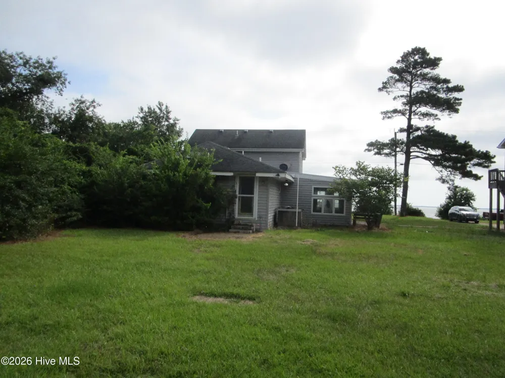 330 Narrow Shore Road Aydlett, NC 27916