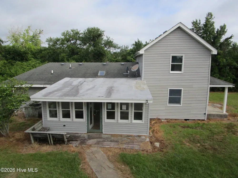 330 Narrow Shore Road Aydlett, NC 27916