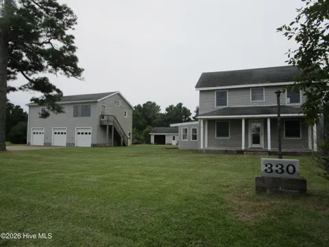 330 Narrow Shore Road