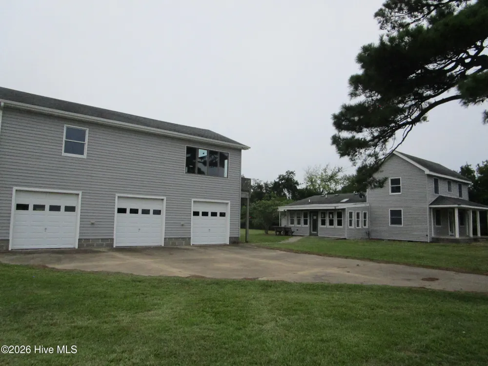 330 Narrow Shore Road Aydlett, NC 27916