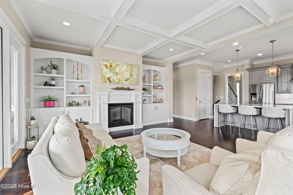 262 Spicer Lake Drive Holly Ridge, NC 28445