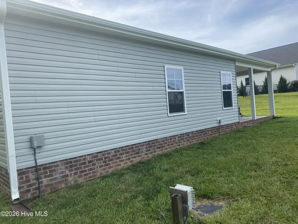 1518 Antioch Road Pikeville, NC 27863