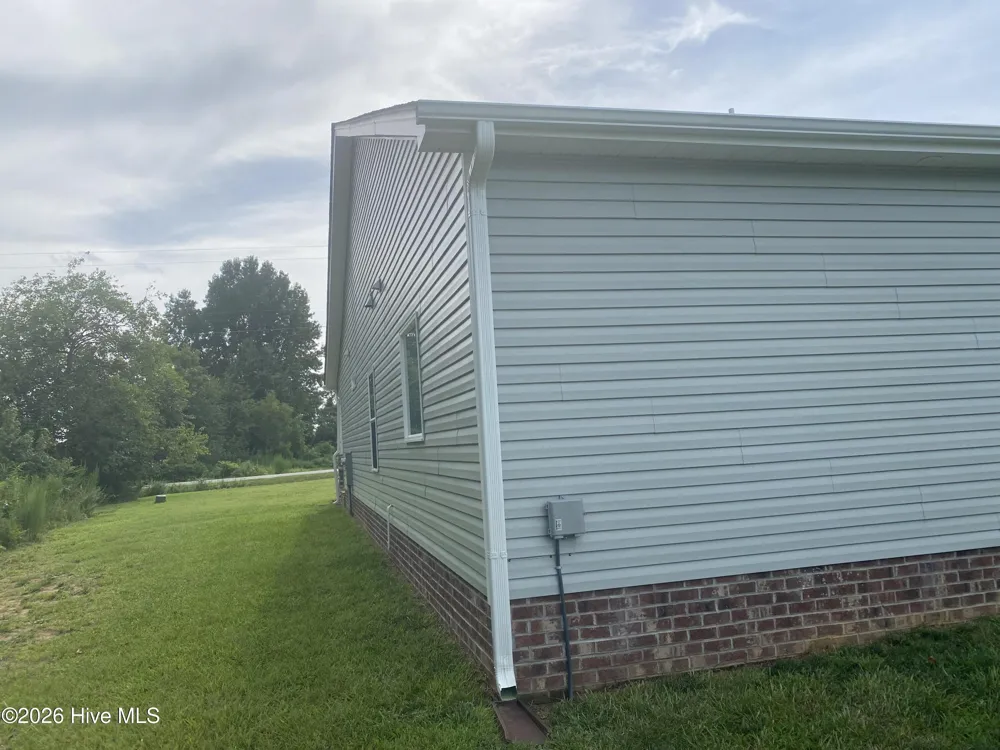 1518 Antioch Road Pikeville, NC 27863