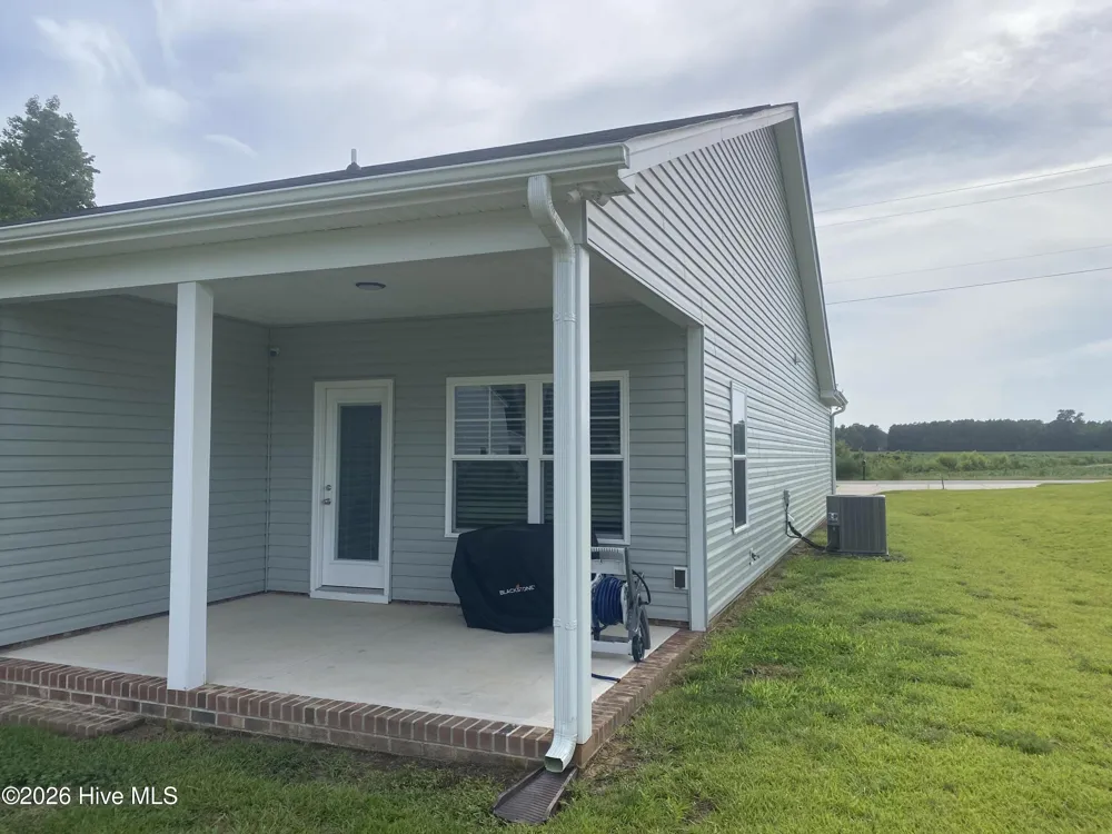 1518 Antioch Road Pikeville, NC 27863