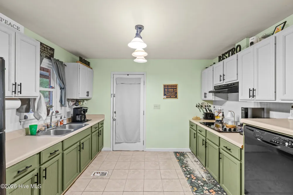 664 S Dixie Road Wagener, SC 29164