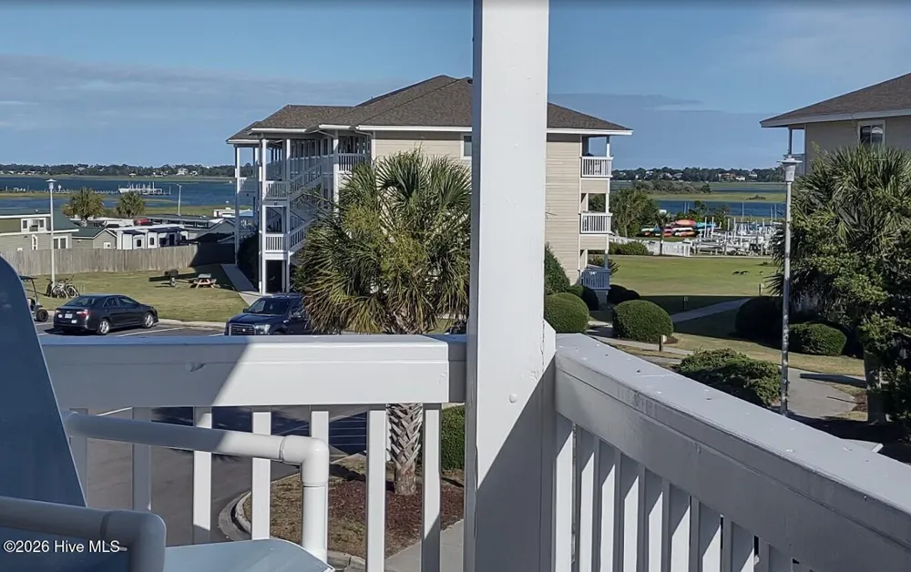 650 Cedar Point Boulevard #C21 Cedar Point, NC 28584