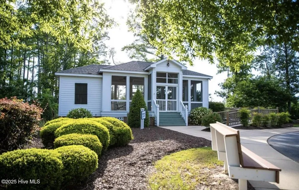 804 Batts Island Road Edenton, NC 27932