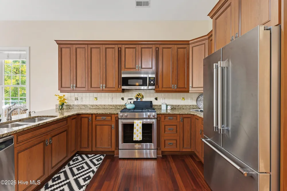 10233 Mariners Cove Court Leland, NC 28451