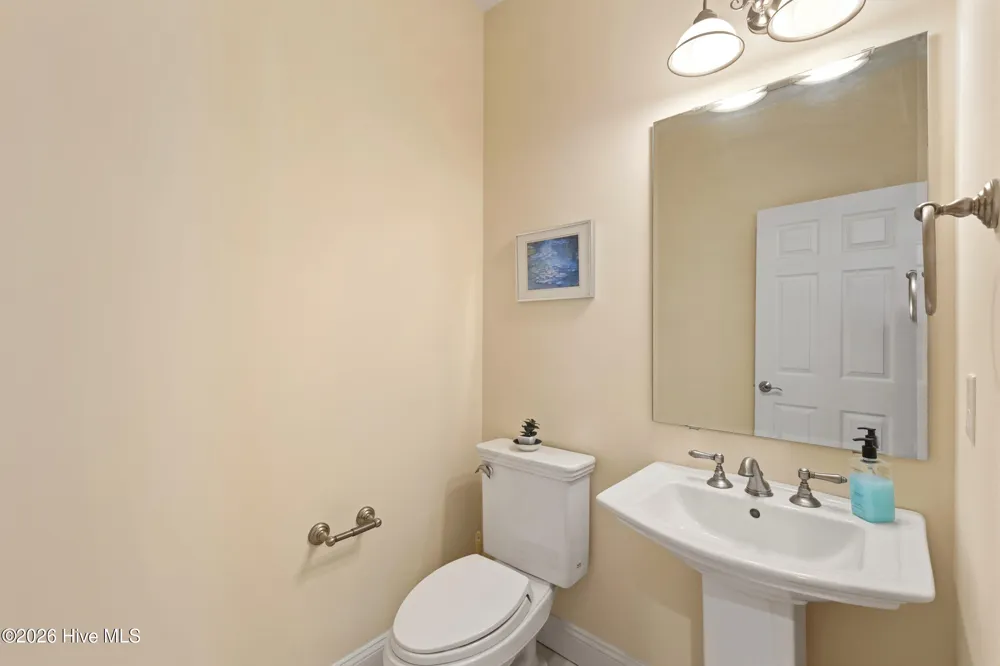 10233 Mariners Cove Court Leland, NC 28451
