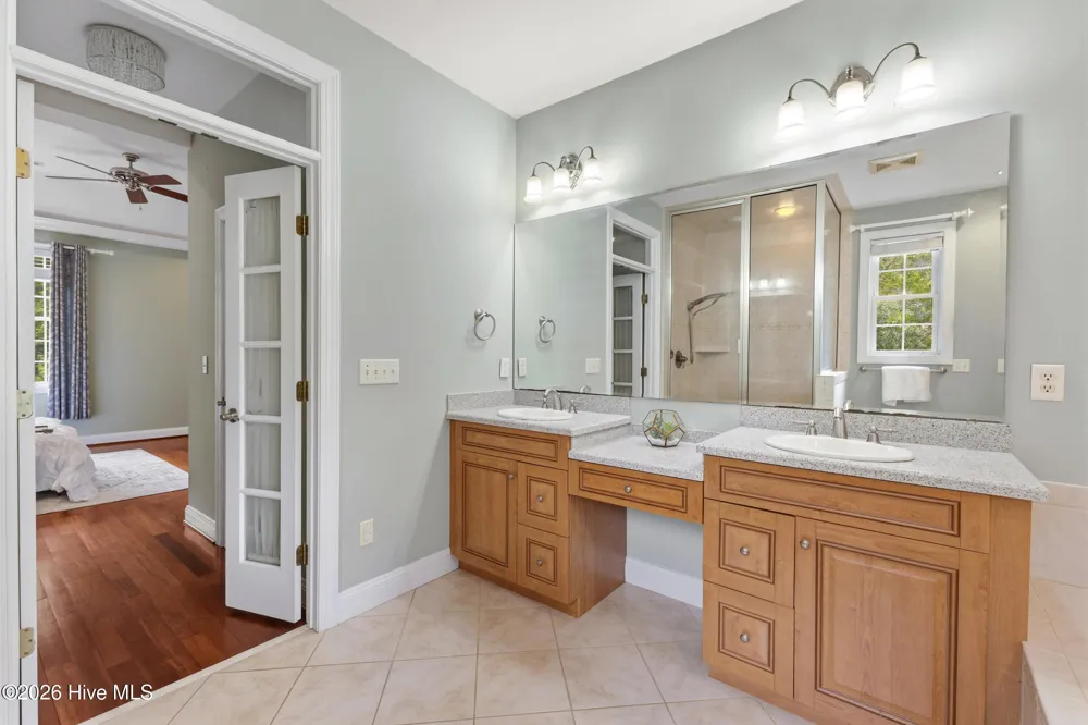 10233 Mariners Cove Court Leland, NC 28451