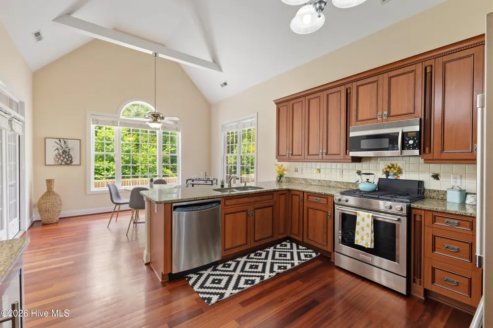 10233 Mariners Cove Court Leland, NC 28451