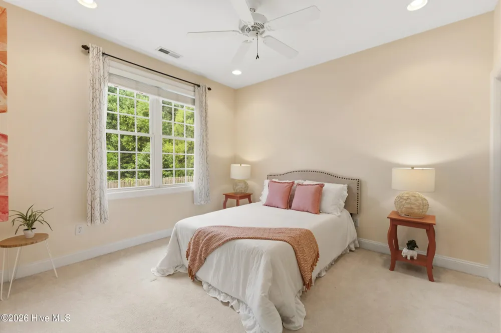 10233 Mariners Cove Court Leland, NC 28451