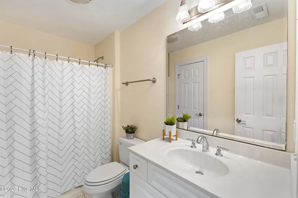 10233 Mariners Cove Court Leland, NC 28451
