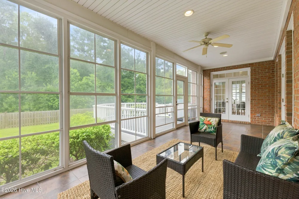 10233 Mariners Cove Court Leland, NC 28451