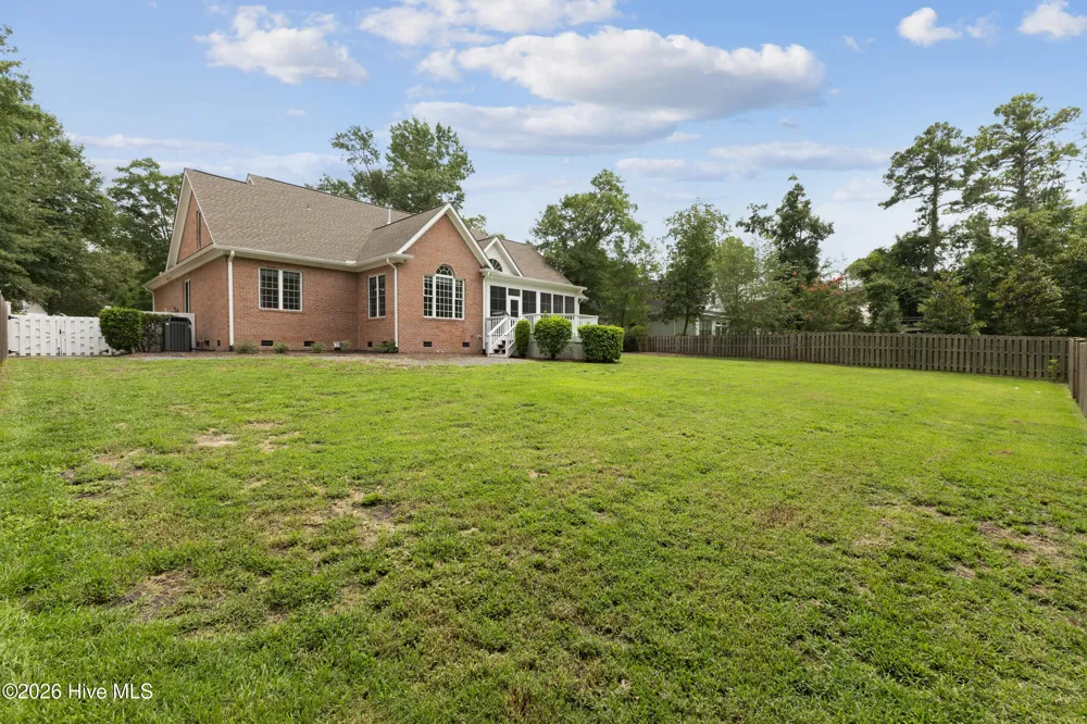 10233 Mariners Cove Court Leland, NC 28451