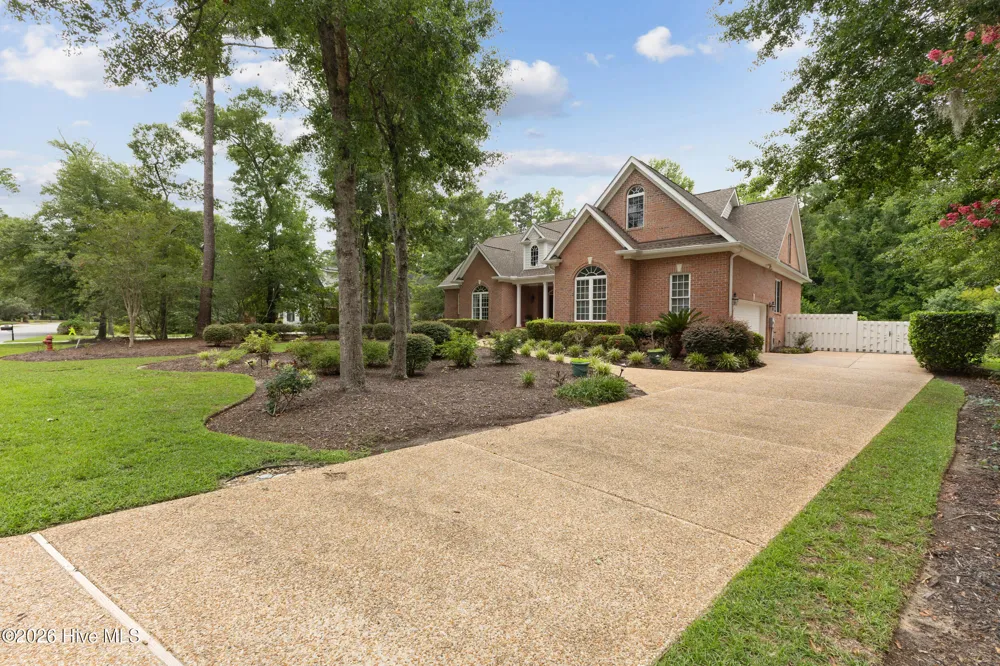 10233 Mariners Cove Court Leland, NC 28451