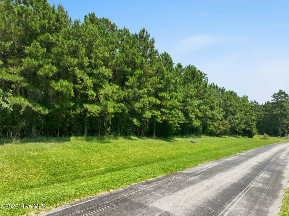 169 Garbacon Drive Beaufort, NC 28516
