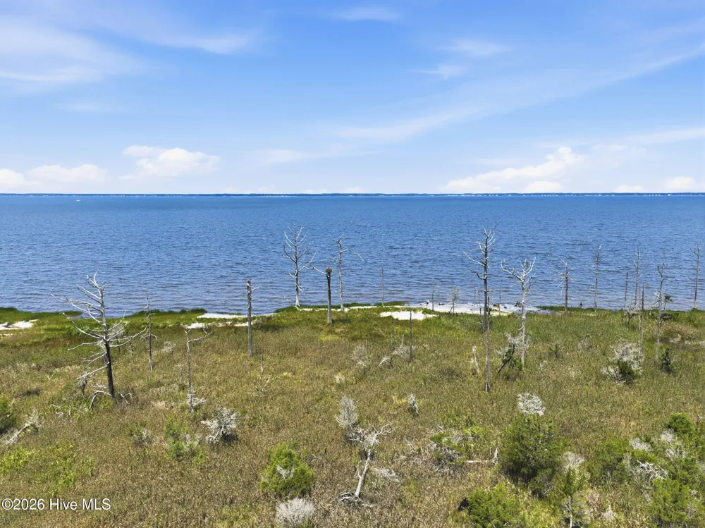 169 Garbacon Drive Beaufort, NC 28516