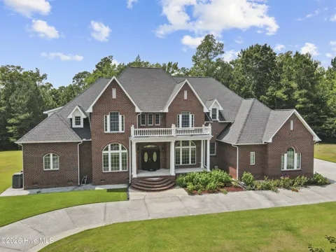 102 Spencer Court