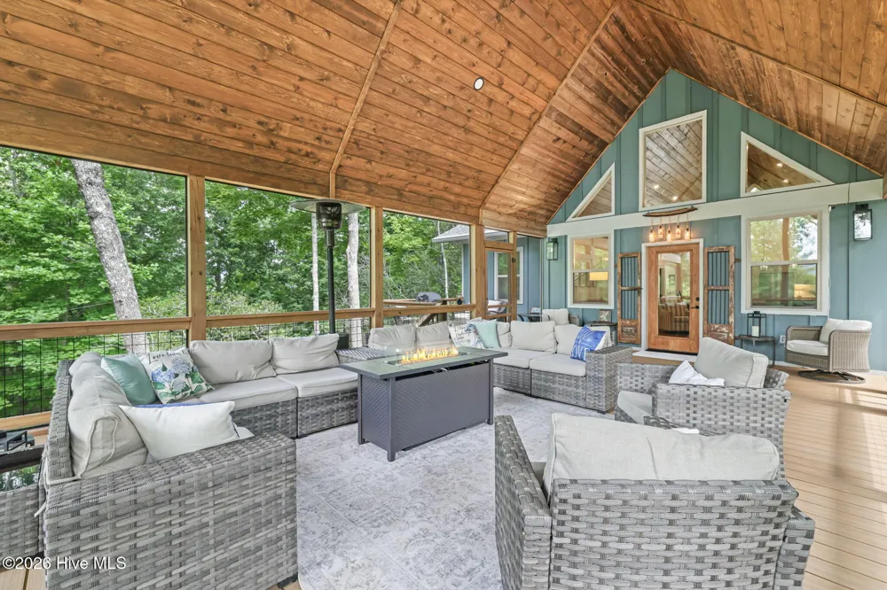 118 Kareny Drive Topton, NC 28781